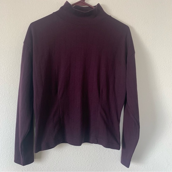 dressbarn  Turtleneck top in a Dark Deep Purple with Front and Back Darts Size M - Picture 2 of 7